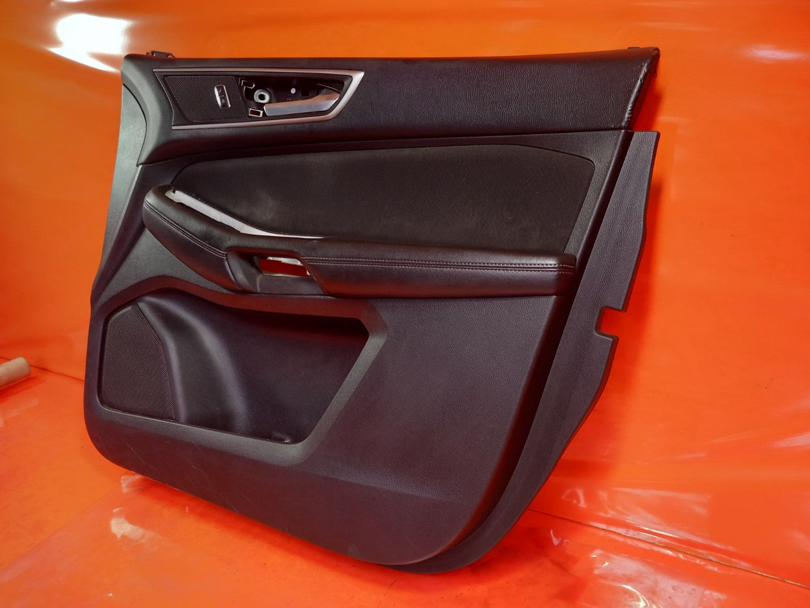 Ford Galaxy Zetec 2.0 Diesel 2019 Front Right Door Card EM2BR23890 Warranty A345 - Image 4
