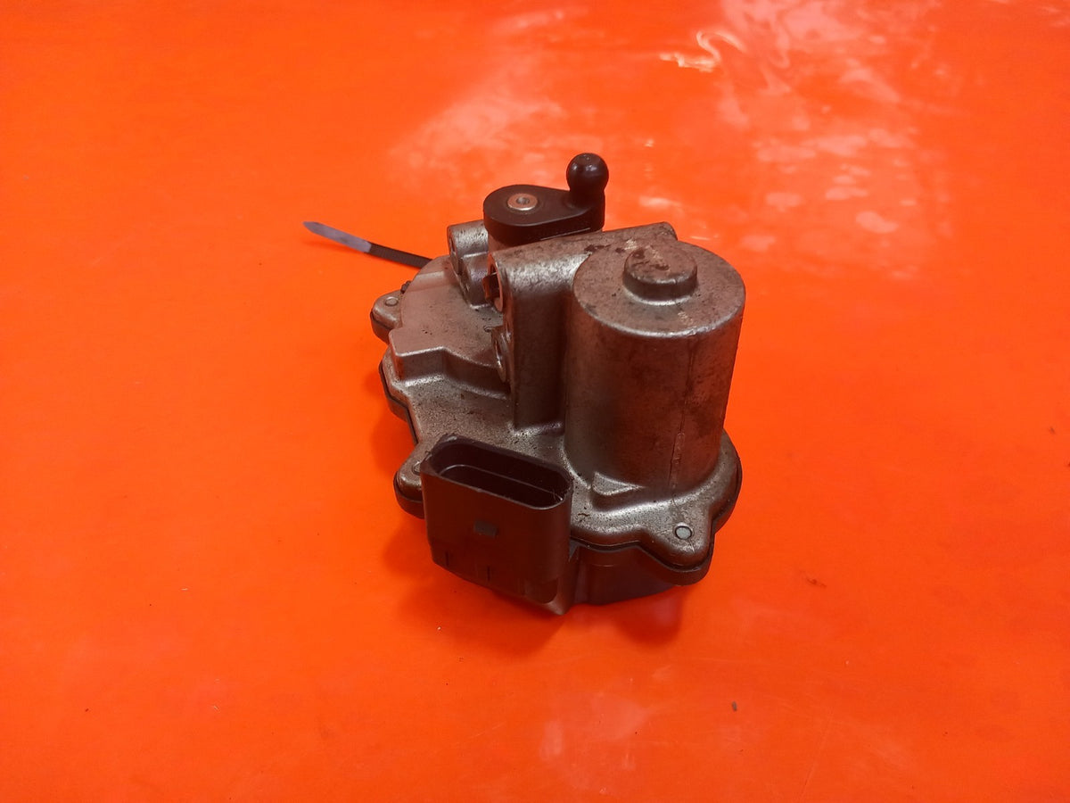 ebay-src:https://i.ebayimg.com/00/s/mtiwmfgxnjaw/z/8xaaaeswahrqp~20/$_57.jpg