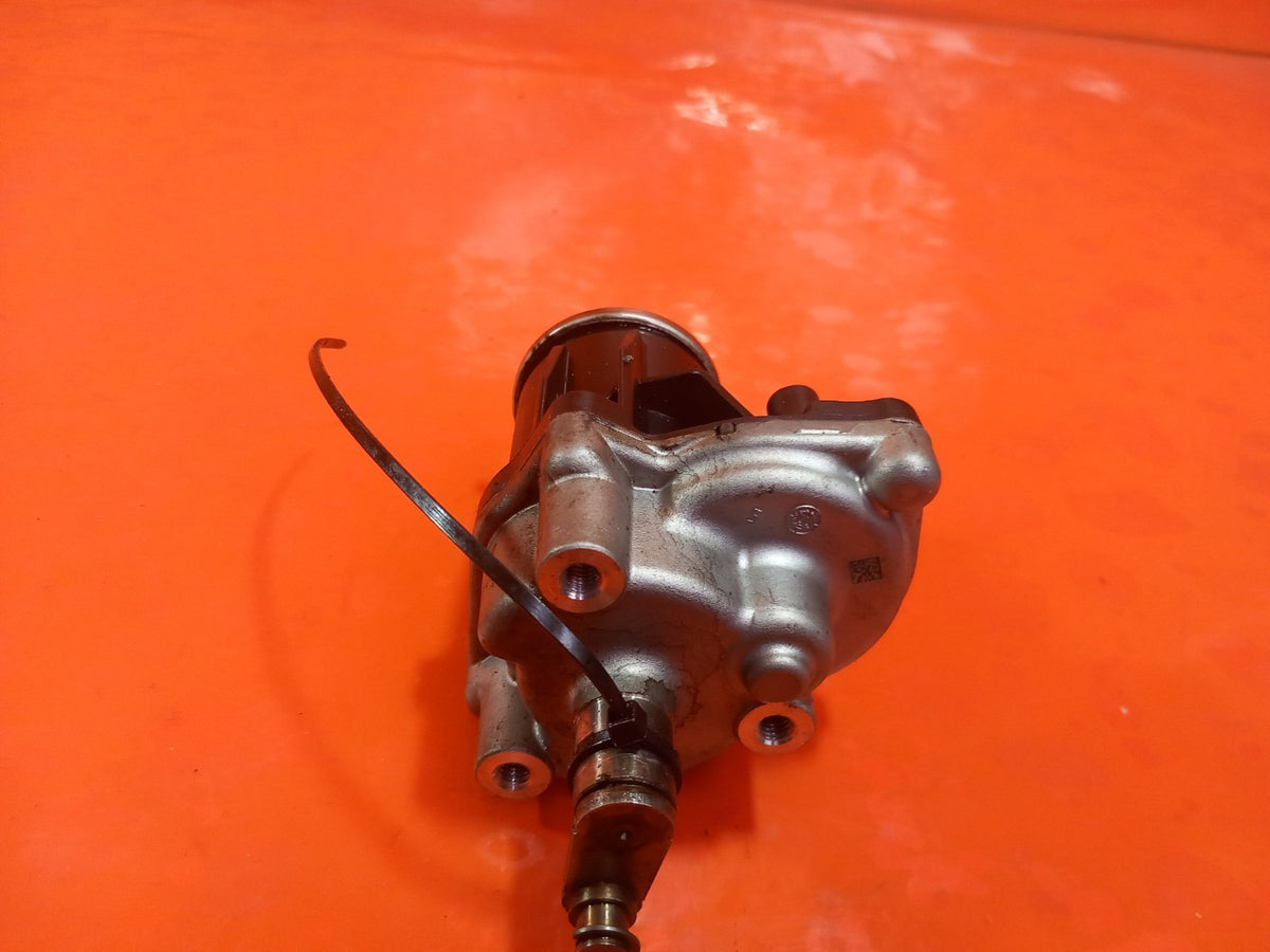 ebay-src:https://i.ebayimg.com/00/s/mtiwmfgxnjaw/z/ezwaaeswaw5qp~n-/$_57.jpg