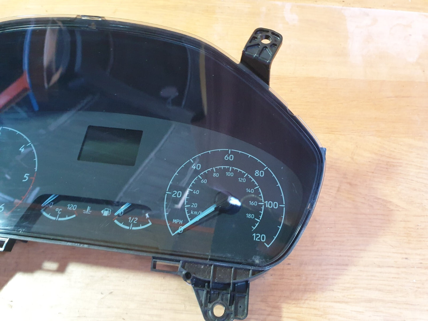 Ford Transit Custom 2018 SPEEDOMETER INSTRUMENT CLUSTER JK2T-10849-AD CRACK - Image 2
