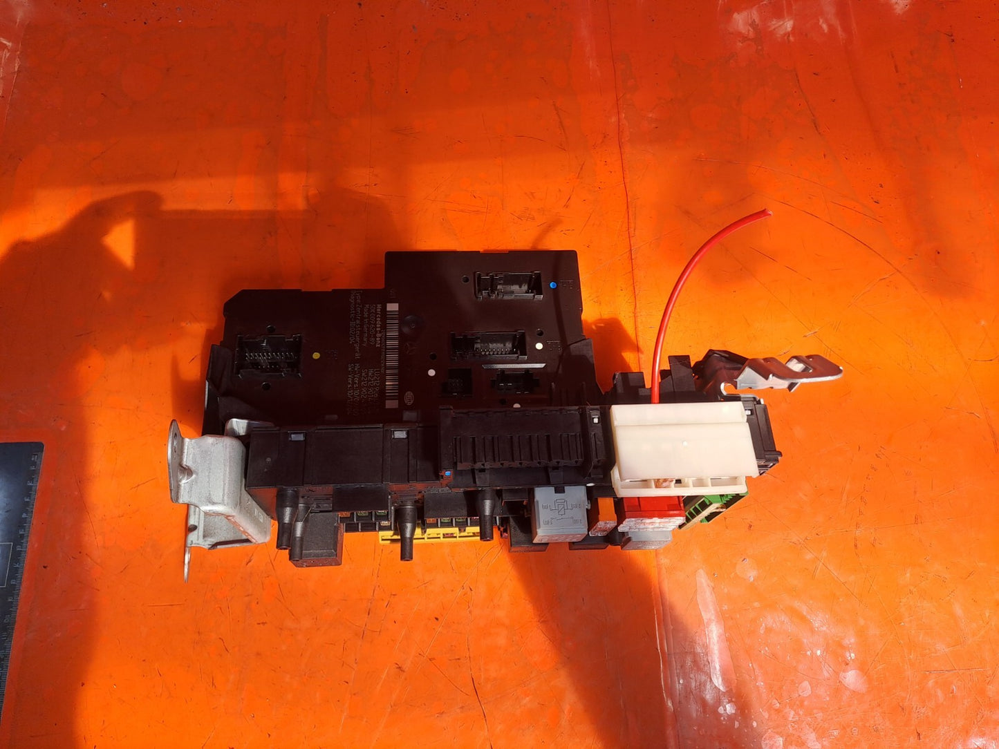 ✅MERCEDES E250 W212 2.1 DIESEL 2011 REAR SAM FUSE RELAY BOX A2129060105 A269 - Image 4