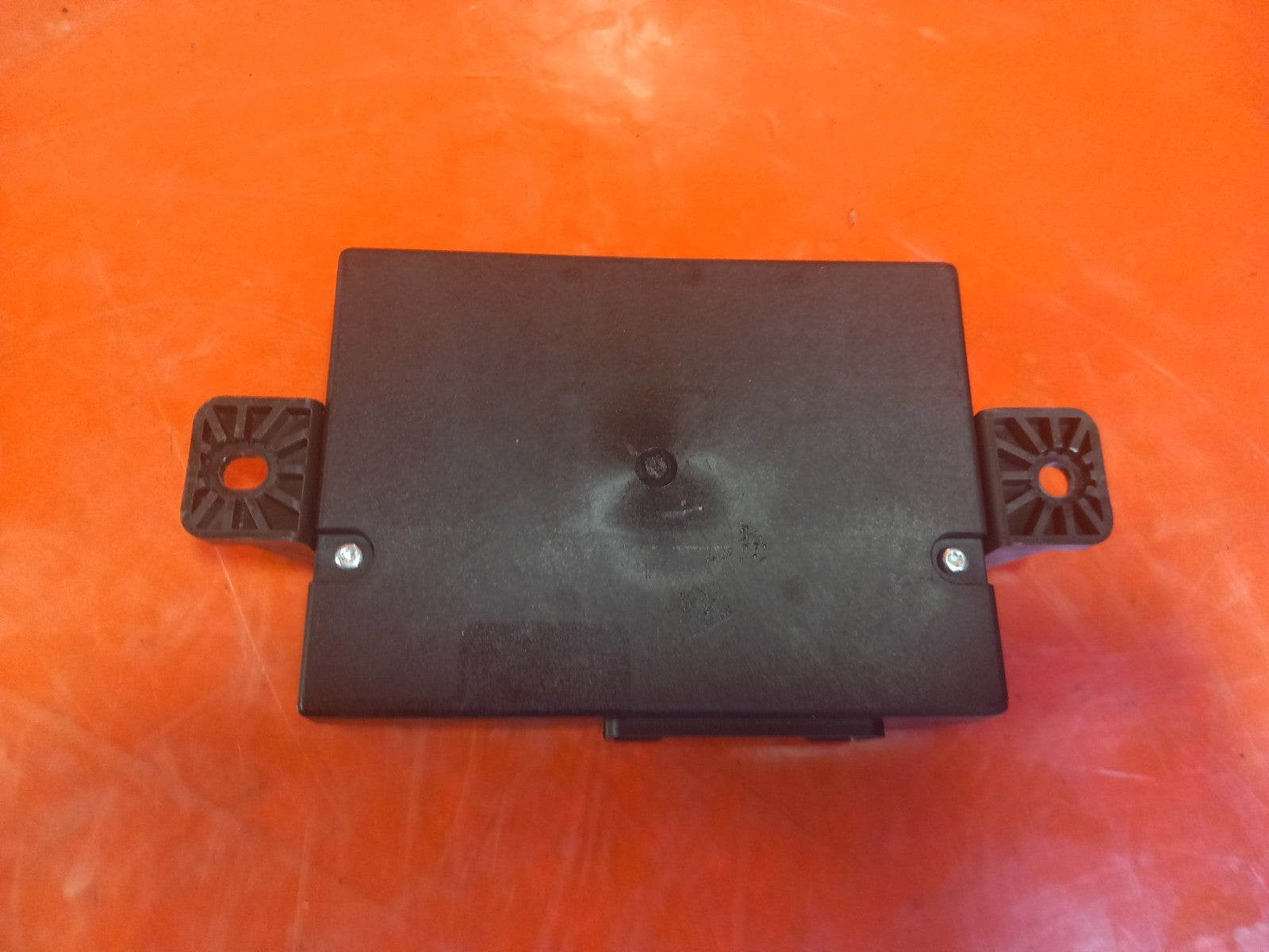 Land Rover Defender L663 3.0 Diesel 2025 Keyless Entry Control Module M9R319H440 - Image 8