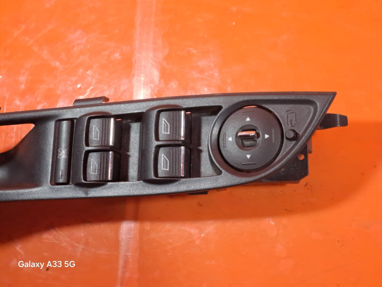 ebay-src:https://i.ebayimg.com/00/s/mtiwmfgxnjaw/z/yuaaaesw0ihpg2rz/$_57.jpg