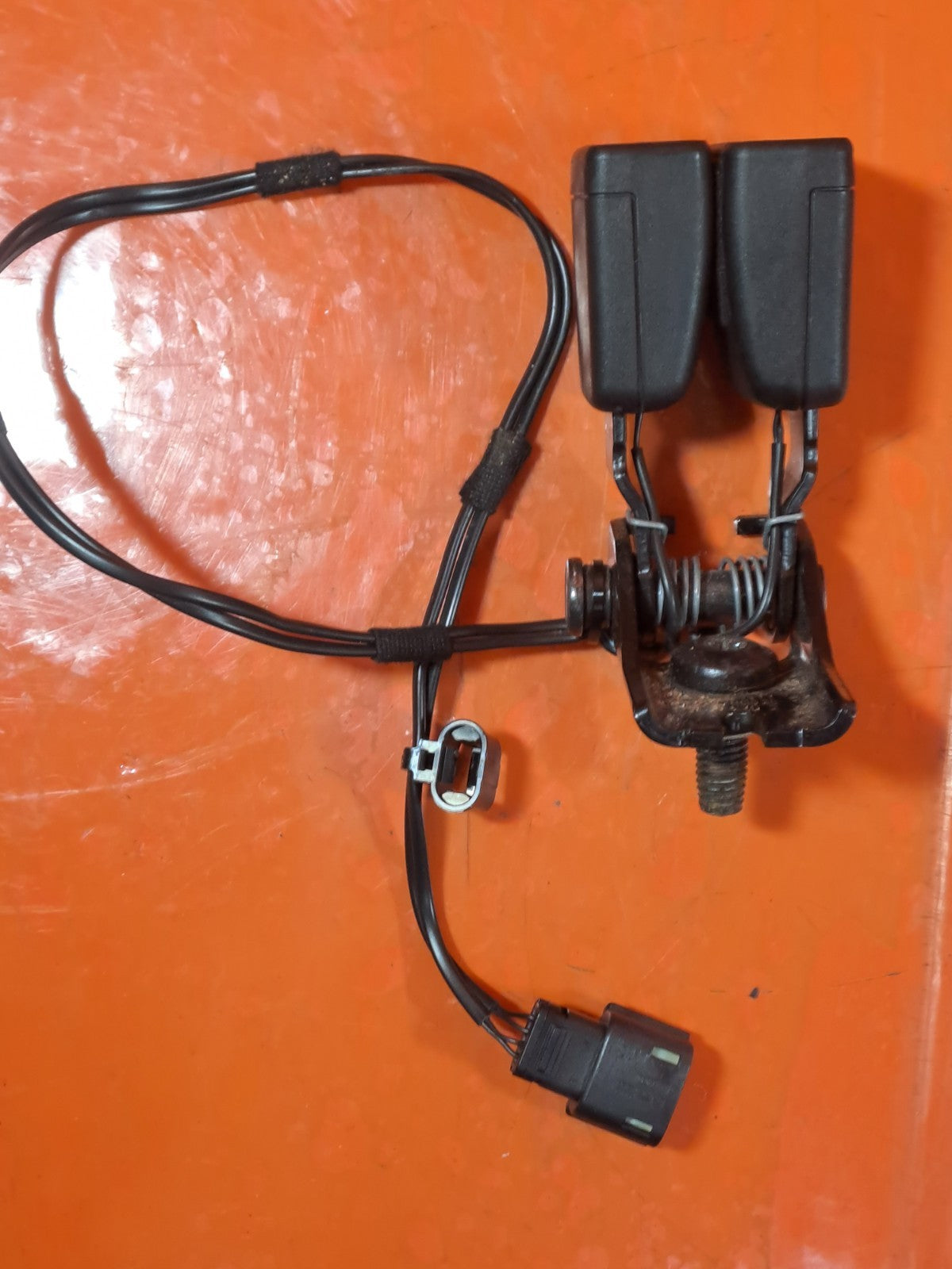 ✅FORD PUMA St-LINE X 1.0 PETROL 2021 REAR DOUBLE SEAT BELT BUCKLE L1TBA613K21AA - Image 3