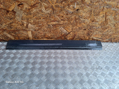 ✅Land Rover Discovery 4 L319 3.0 Diesel 2010 FRONT RIGHT DOOR MOULDING DGP000123 - Image 4