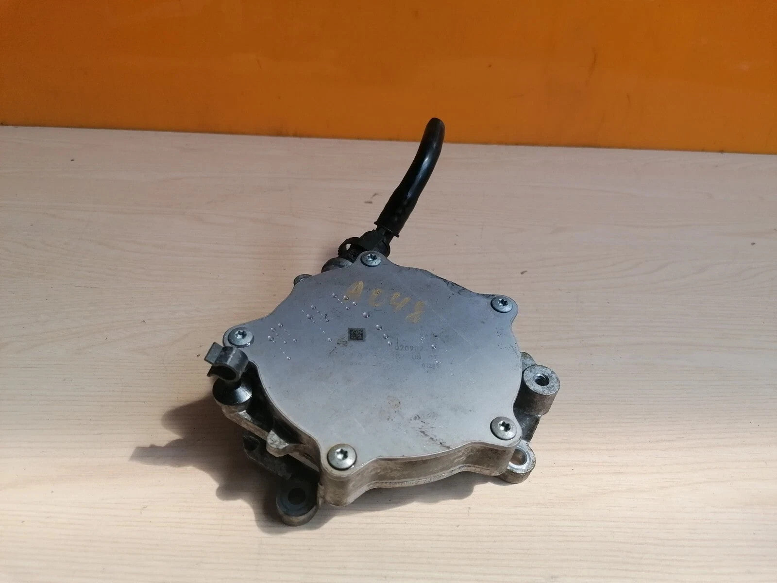 ebay-src:https://i.ebayimg.com/00/s/mtiwmfgxnjaw/z/m24aaesw8ghp8gvb/$_57.jpg
