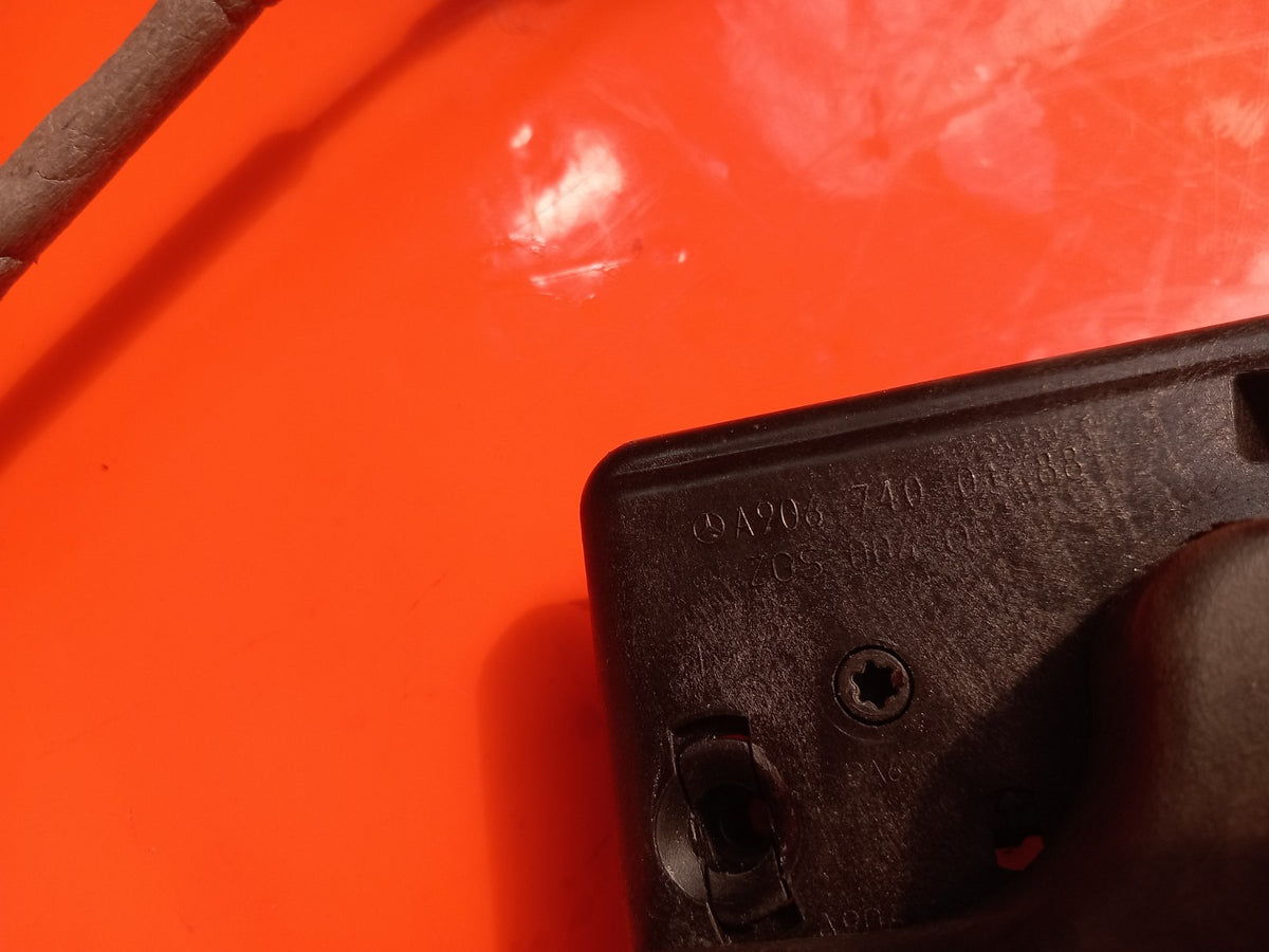 ebay-src:https://i.ebayimg.com/00/s/mtiwmfgxnjaw/z/gqaaaeswolpqfyug/$_57.jpg