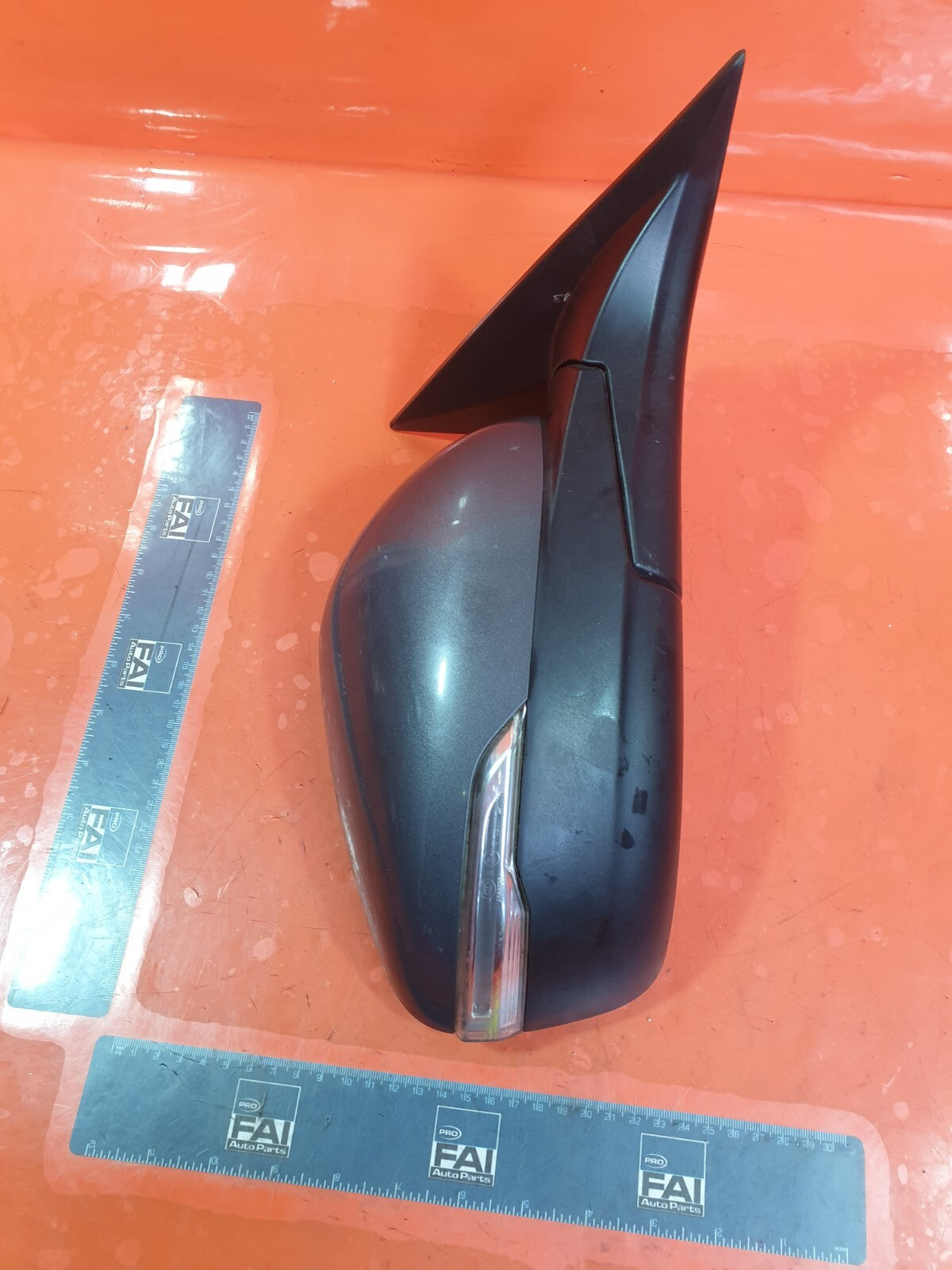 SSANGYONG TIVOLI ELX 1.6 PETROL 2015 FRONT RIGHT MIRROR GREY Warranty A221 - Image 1