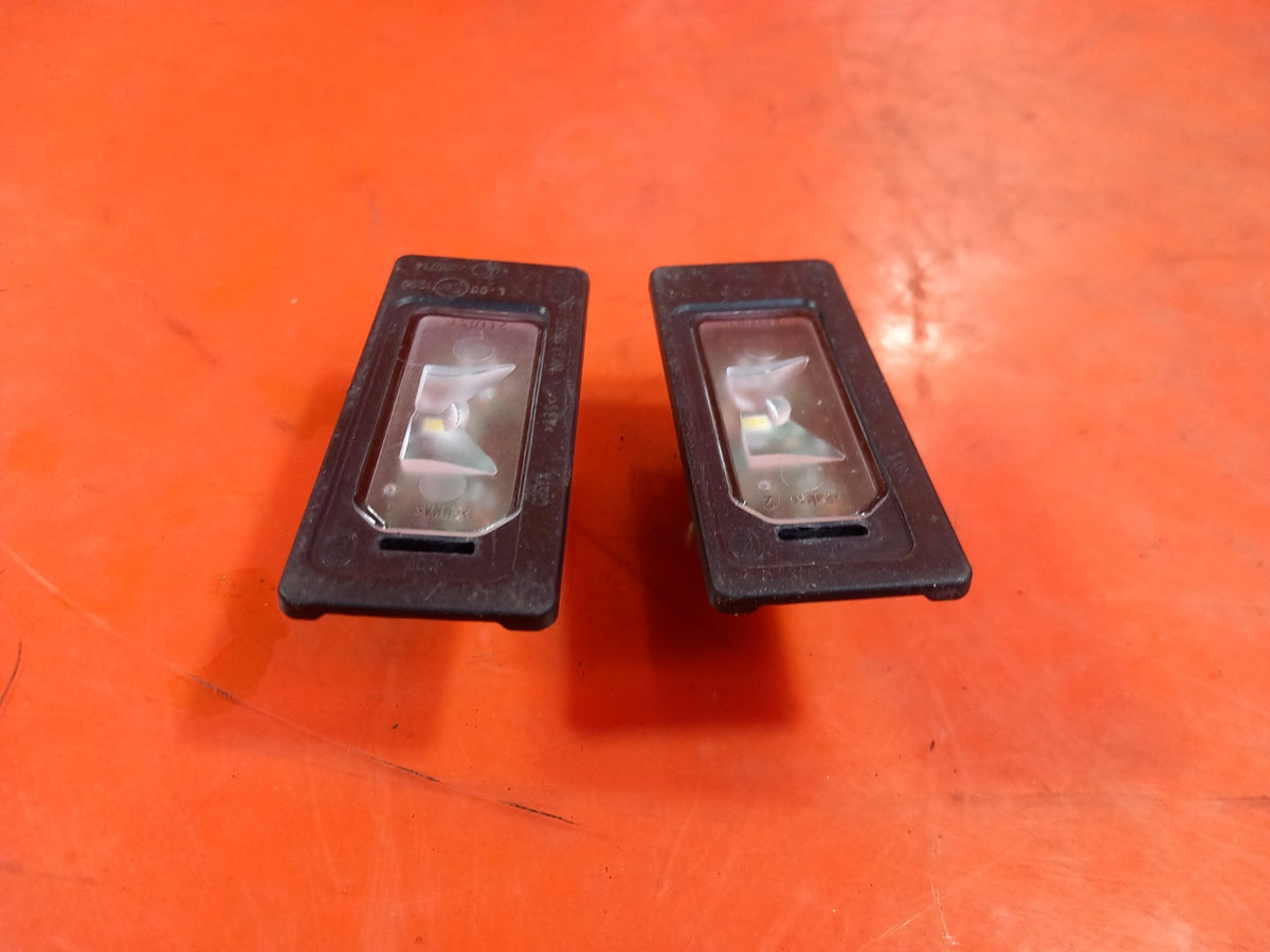 ebay-src:https://i.ebayimg.com/00/s/mtiwmfgxnjaw/z/ahkaaesw4vlqir7x/$_57.jpg
