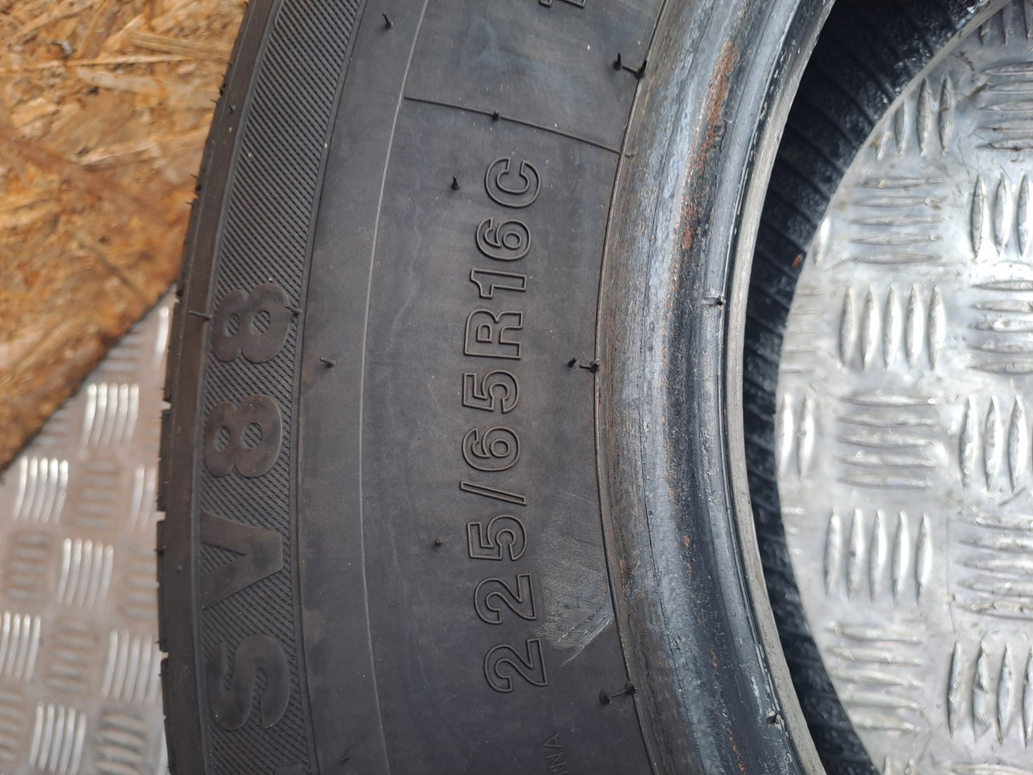 ✅LANDSAIL TYRE 225/65 R16C 6.73 mm Warranty xAA - Image 4