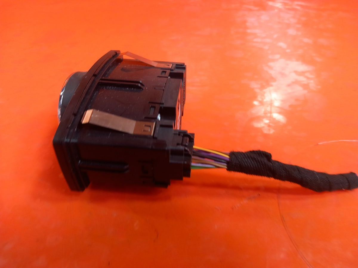 Ford Transit Custom 2.0 Diesel 2016 Headlight Control Switch AV1T13D061AD A409 - Image 9