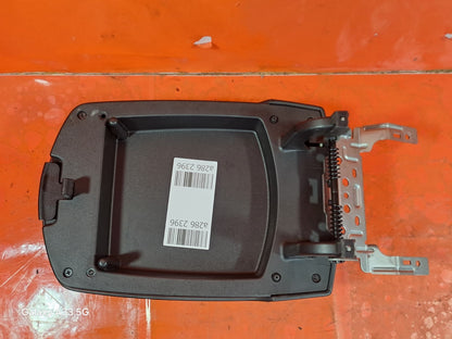 ✅SSANGYONG RODIUS TURISMO 2.2 DIESEL 2017 CENTRE CONSOLE ARMREST A286 - Image 7