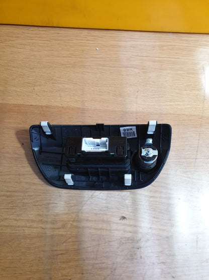 ✅KIA SOUL MK1 1.6 DIESEL 2009 AUX USB PORT 96120 2K000 Warranty A099 - Image 3