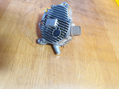 ebay-src:https://i.ebayimg.com/00/s/mtiwmfgxnjaw/z/soiaaoswddbmtiy4/$_57.jpg