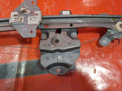 ✅RENAULT ZOE DYNAMIQUE 2015 REAR LEFT WINDOW REGULATOR 827218510R Warranty - Image 7