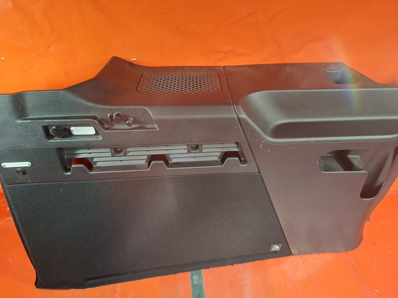 ✅FORD TOURNEO CONNECT VW CADDY 2.0 DIESEL 2024 BOOT SIDE CARD TRIM LEFT A366 - Image 8