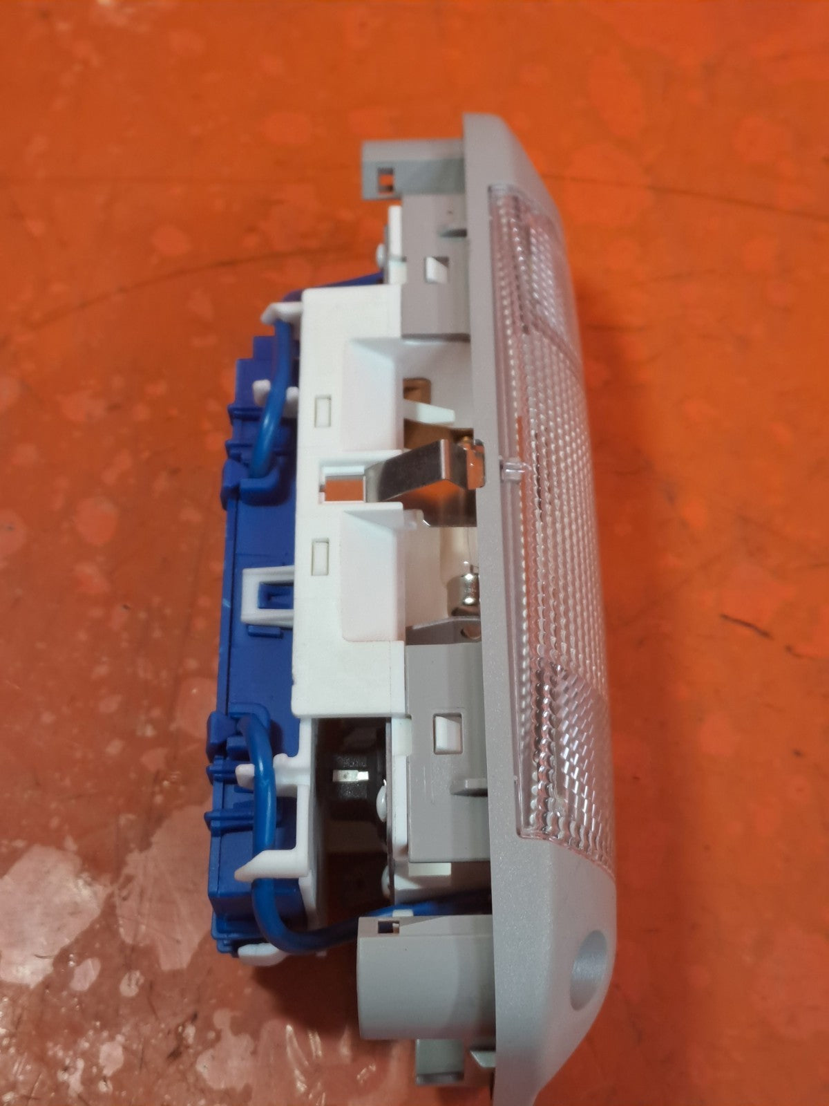 ebay-src:https://i.ebayimg.com/00/s/mtywmfgxmjaw/z/rhiaaeswrzrpq-ua/$_57.jpg