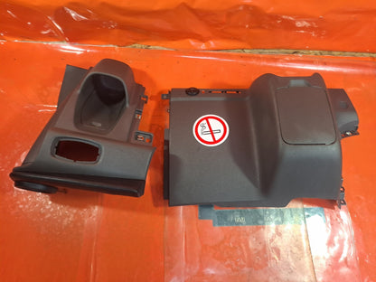 ✅FORD TRANSIT CUSTOM 2.0 DIESEL 2023 DASHBOARD CUP HOLDERS & TRIMS JK21V046C40HF - Image 7