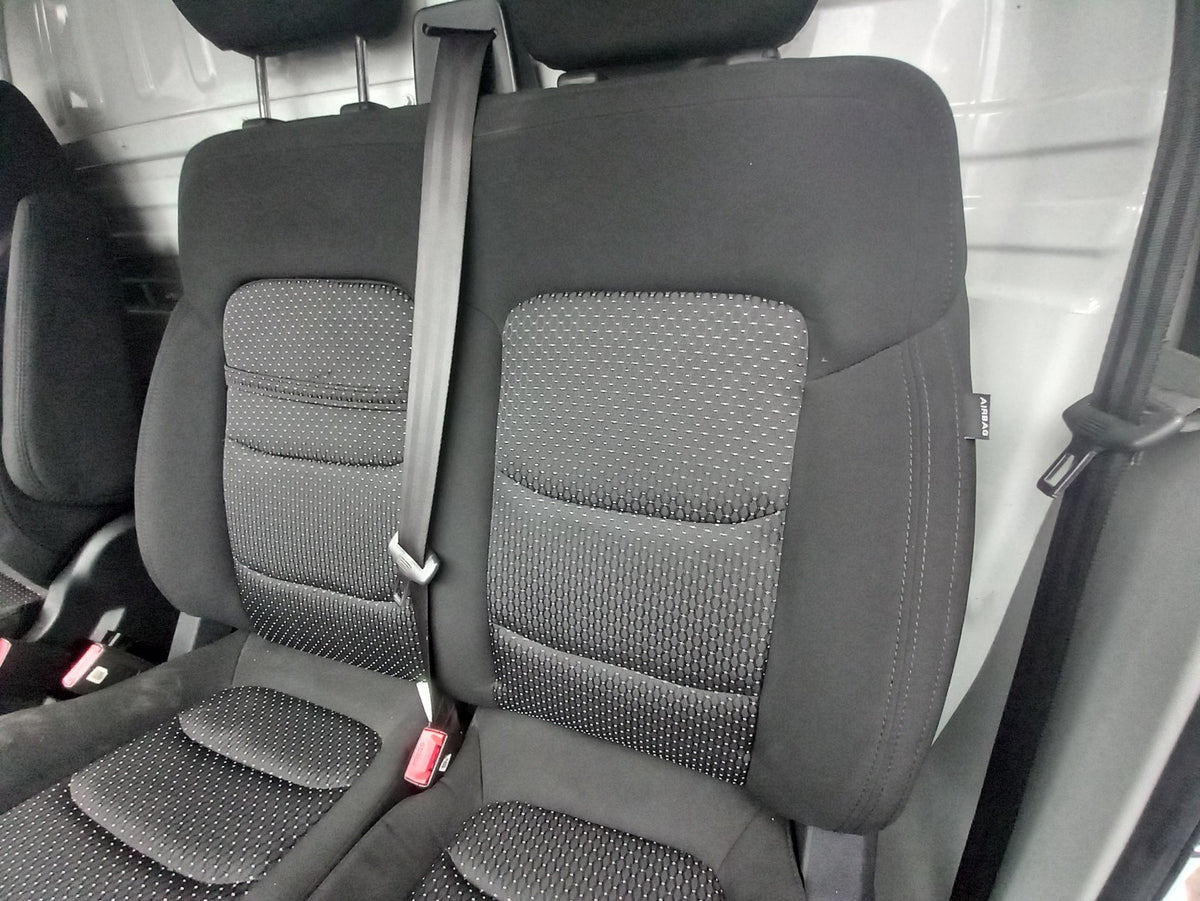 2023 Maxus Deliver 9 Front Left Passenger Double Seat Warranty A425 - Image 3