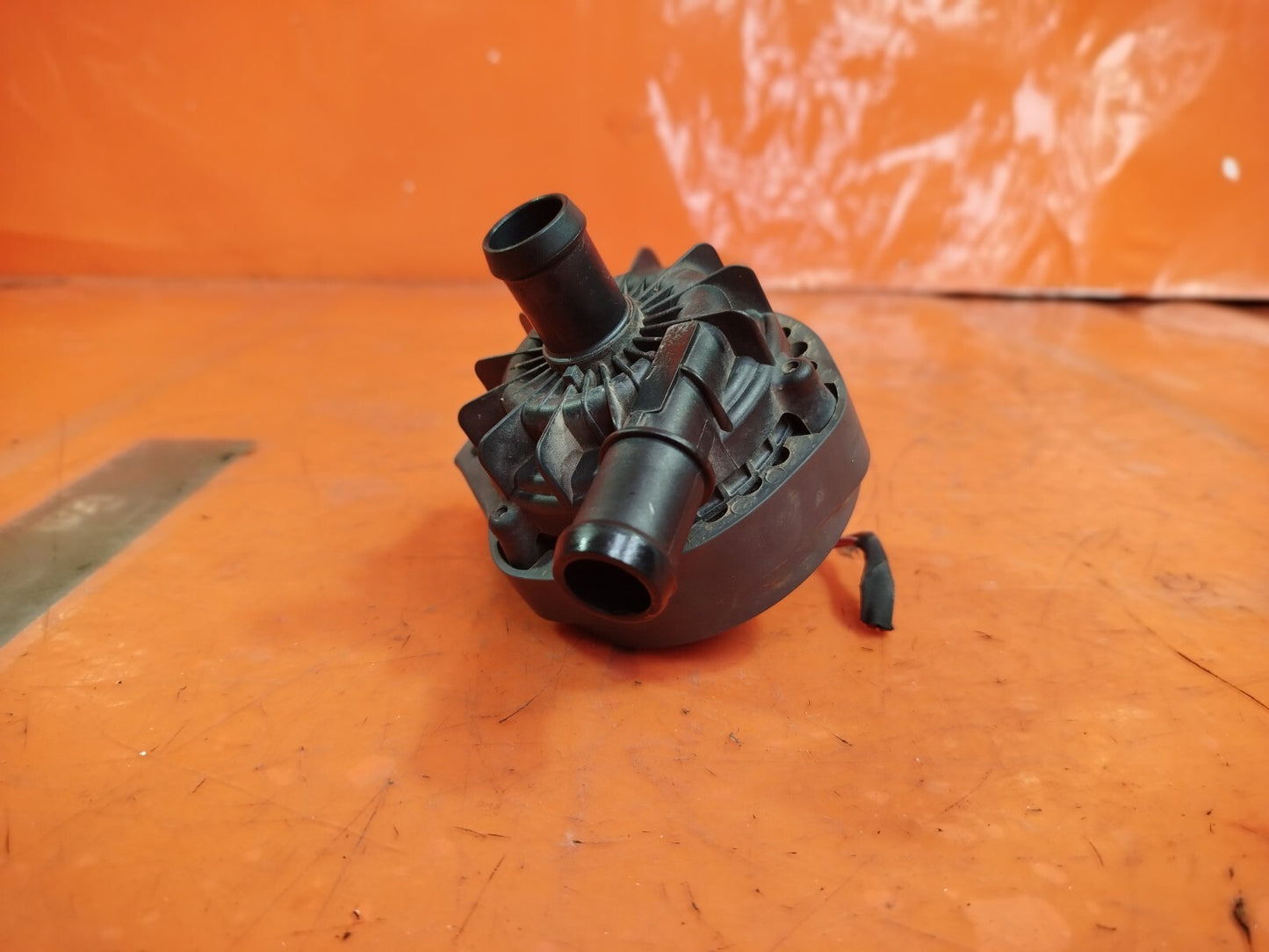 ebay-src:https://i.ebayimg.com/00/s/mtiwmfgxnjaw/z/pqoaaoswholomjbs/$_57.jpg
