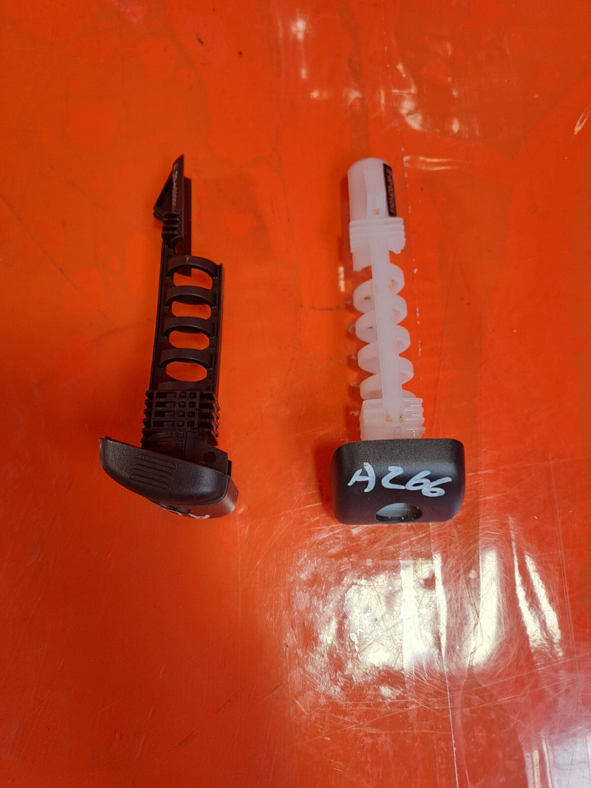 ebay-src:https://i.ebayimg.com/00/s/mtywmfgxmjaw/z/f8kaaoswk5nn-4vp/$_57.jpg