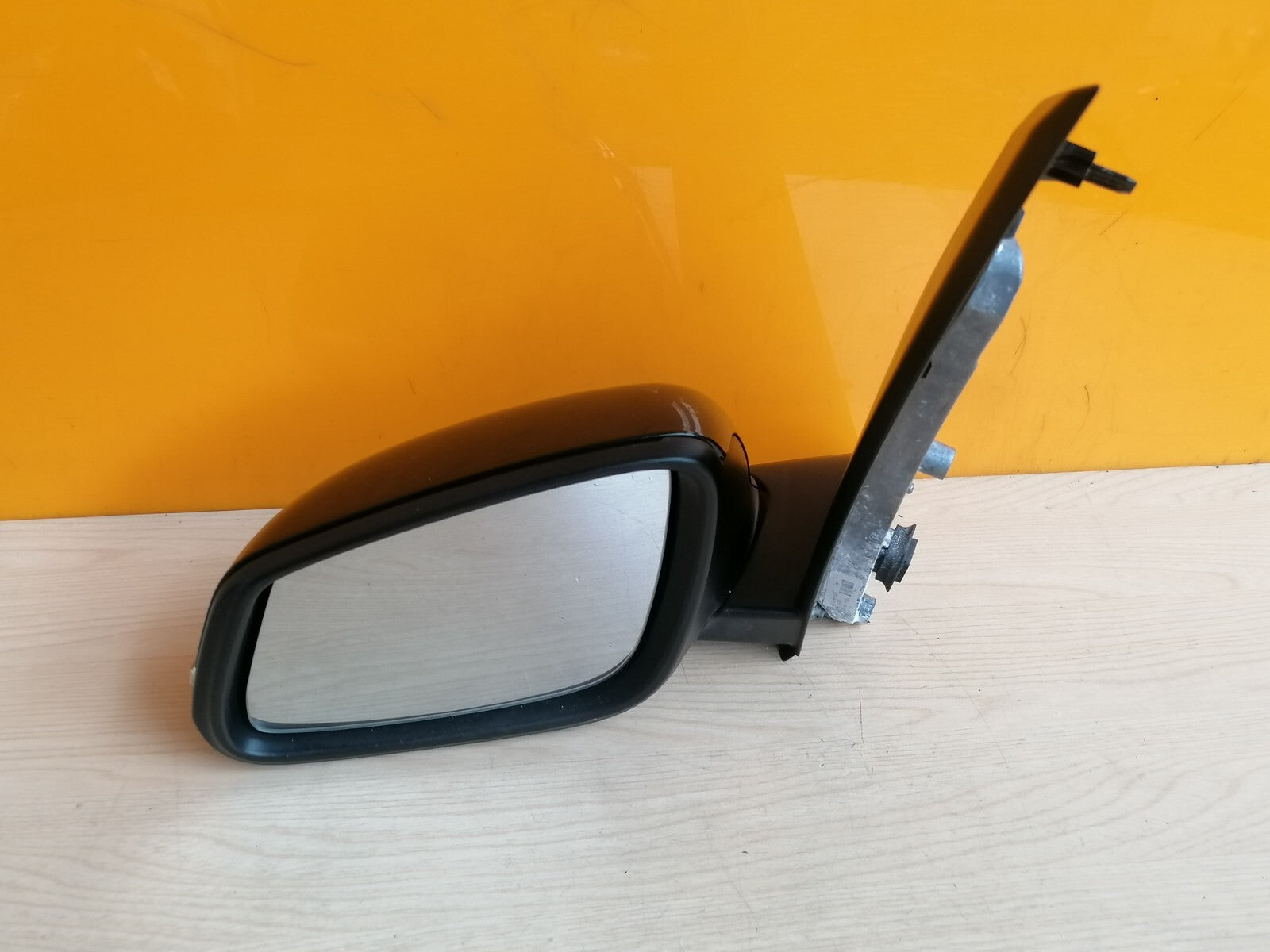 2018 BMW F46 216D 1.5 DIESEL LEFT WING MIRROR BLACK A036 - Image 1