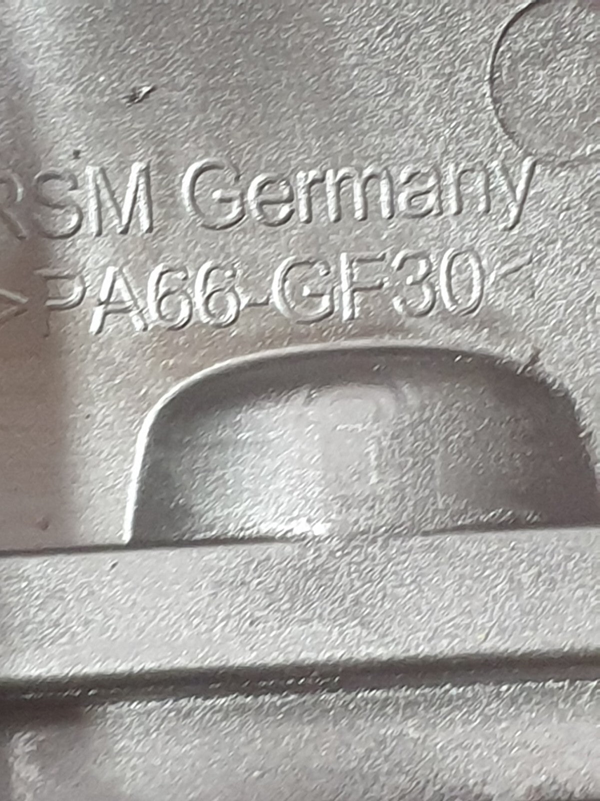 ✅2014 Mercedes C-Class W205 2.1 Diesel Engine Rocker Cover A6510107117 A147 - Image 11