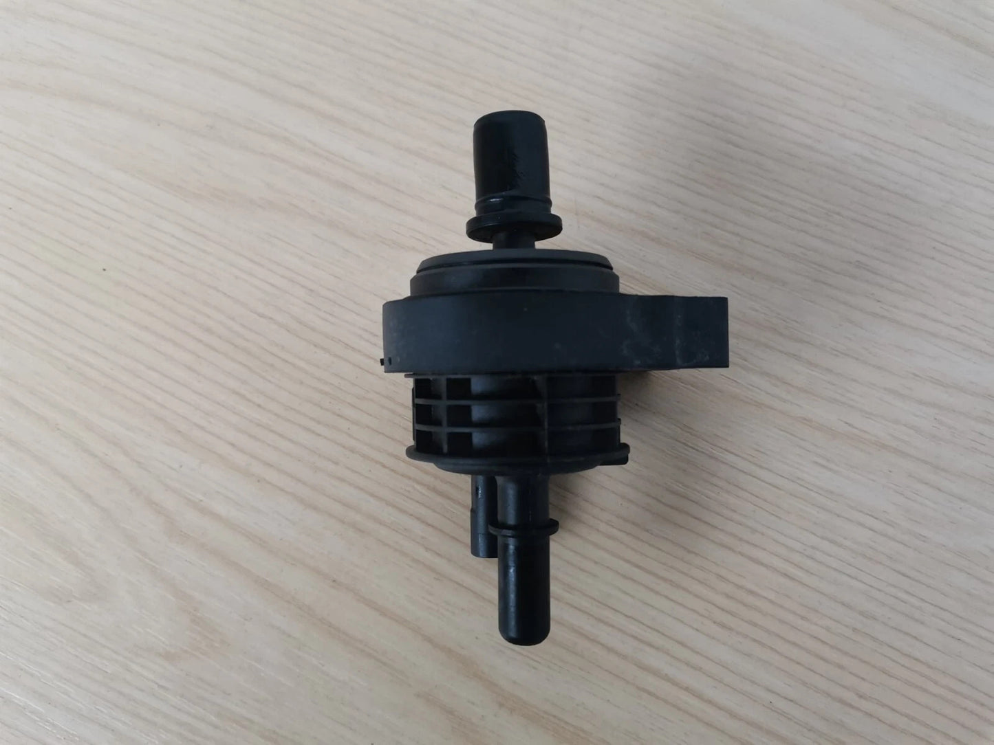 ✅Mercedes CLS 450 W257 3.0 Petrol 2019 Vacuum Purge Valve A0004703700 Warranty - Image 10