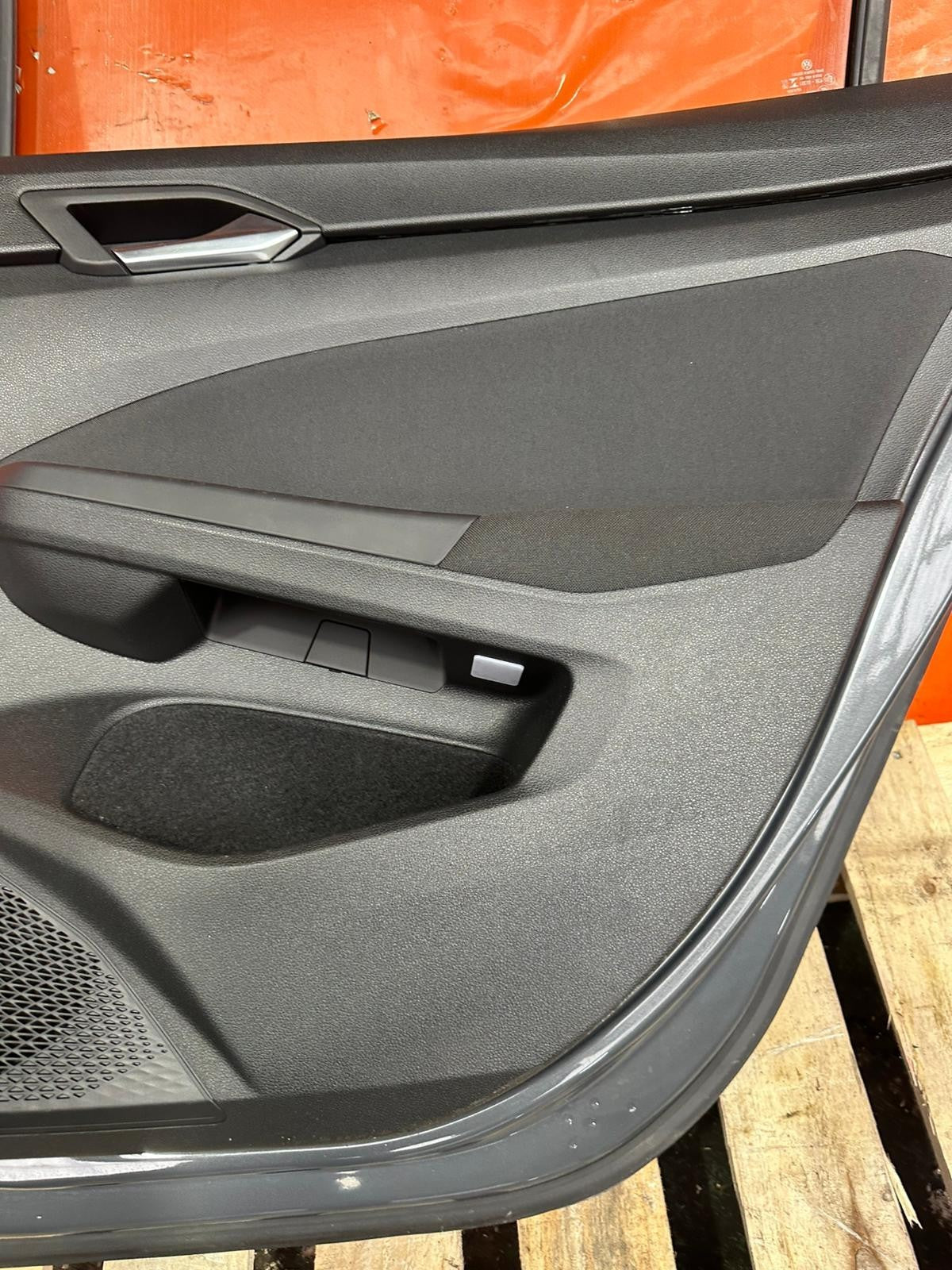 ✅2020 VW GOLF STYLE MK8 REAR RIGHT DOOR GREY C7Q + WARRANTY A352 - Image 7