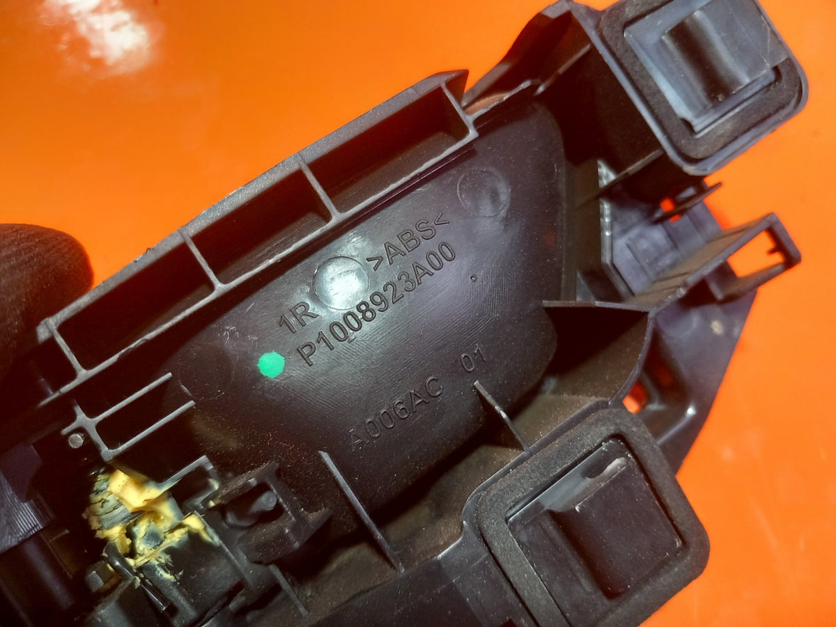 ebay-src:https://i.ebayimg.com/00/s/mtiwmfgxnjaw/z/higaaeswa9vqvldn/$_57.jpg