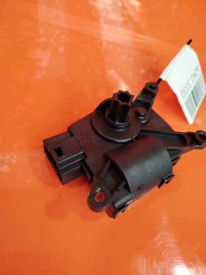 ✅2018-2025 TESLA MODEL 3 INTERIOR HEATER FLAP MOTOR ACTUATOR 1500623-00-A A241 - Image 3