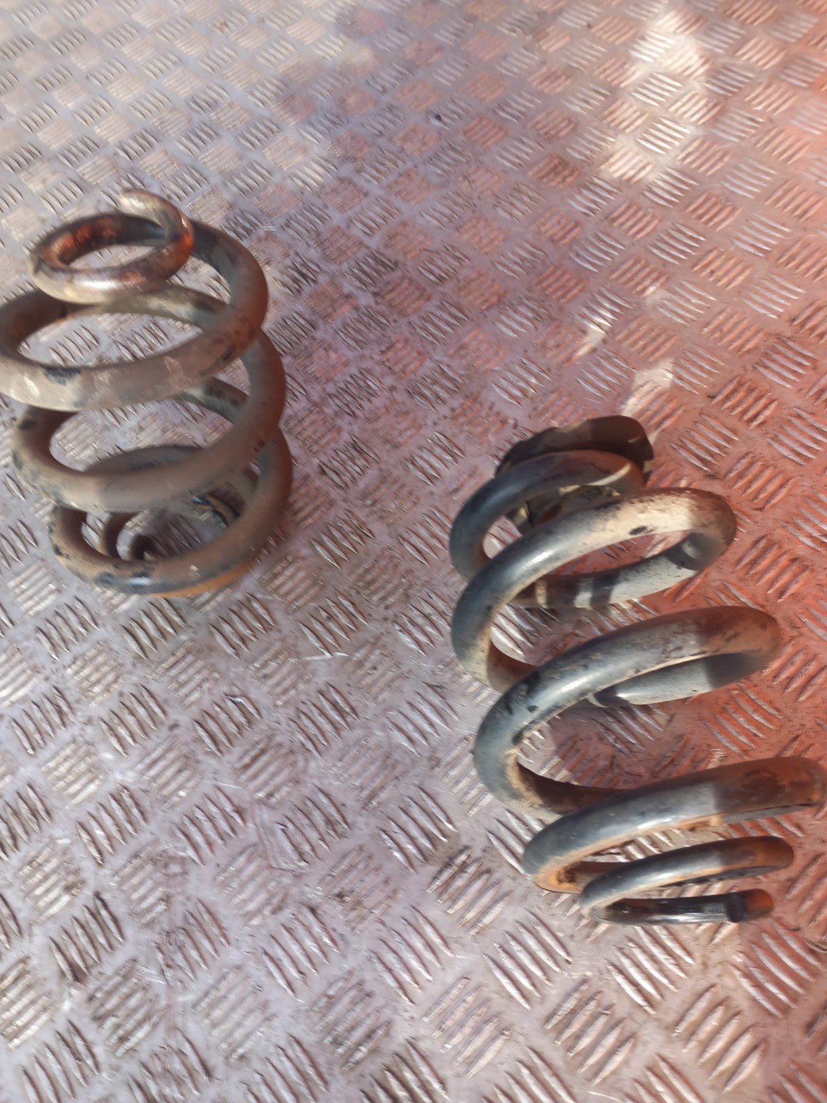 2020 Vauxhall Combo MK4 Rear Coil Spring Pair Left Right Warranty A414 - Image 6