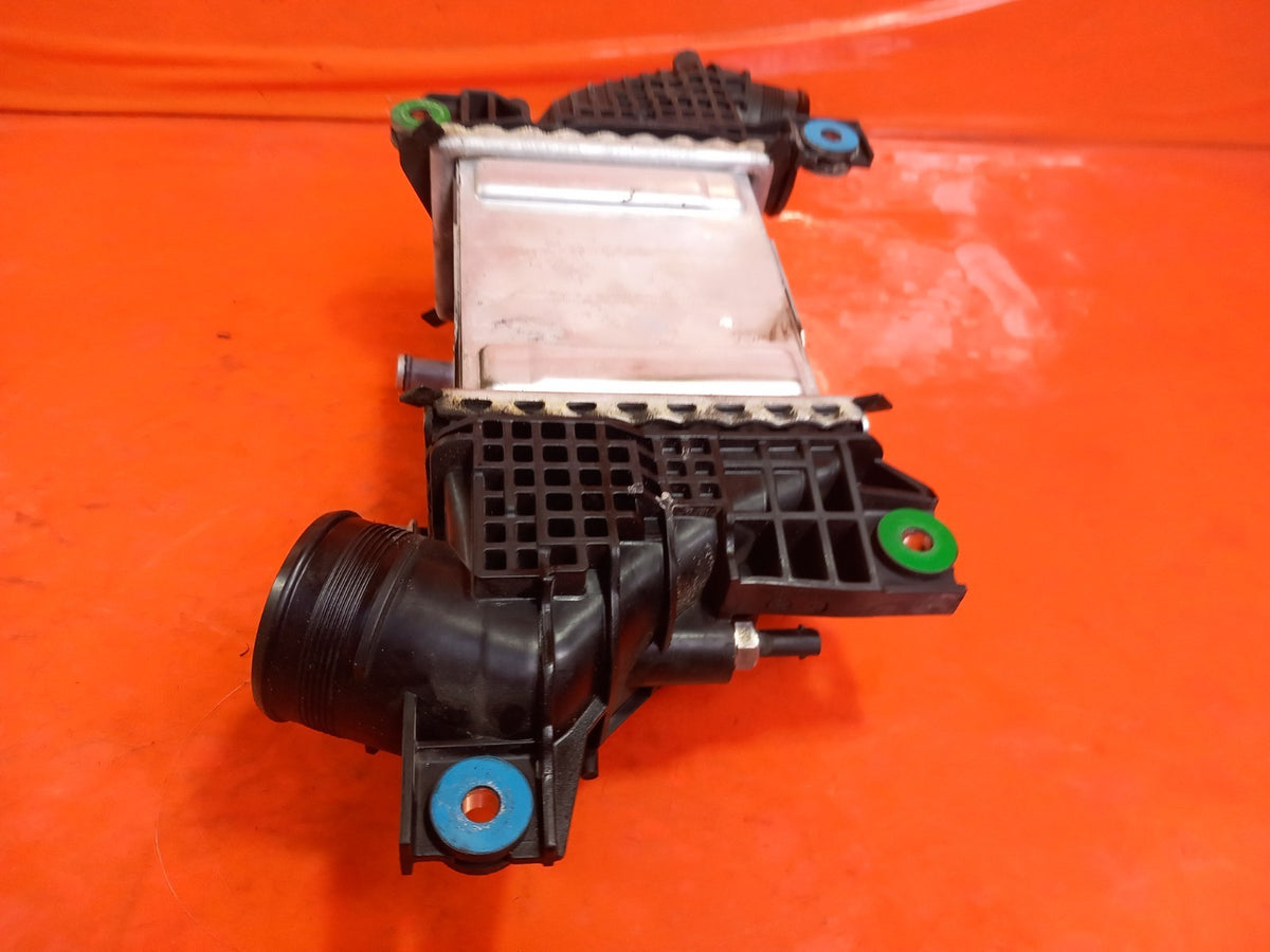 2023 VW Transporter ST-Line Intercooler 04L145749P Warranty A416 - Image 9