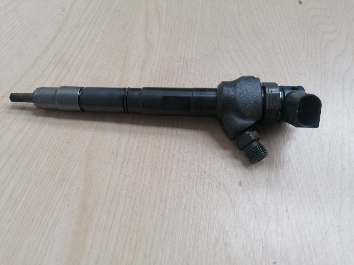 VW GOLF MK7 1.6 DIESEL 2014 FUEL INJECTOR 04L130277G Warranty A028 - Image 6