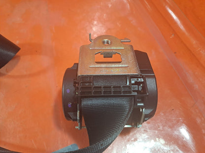 ✅2015 RENAULT ZOE DYNAMIQUE SEAT BELT REAR LEFT 888411545R + WARRANTY A317 - Image 4