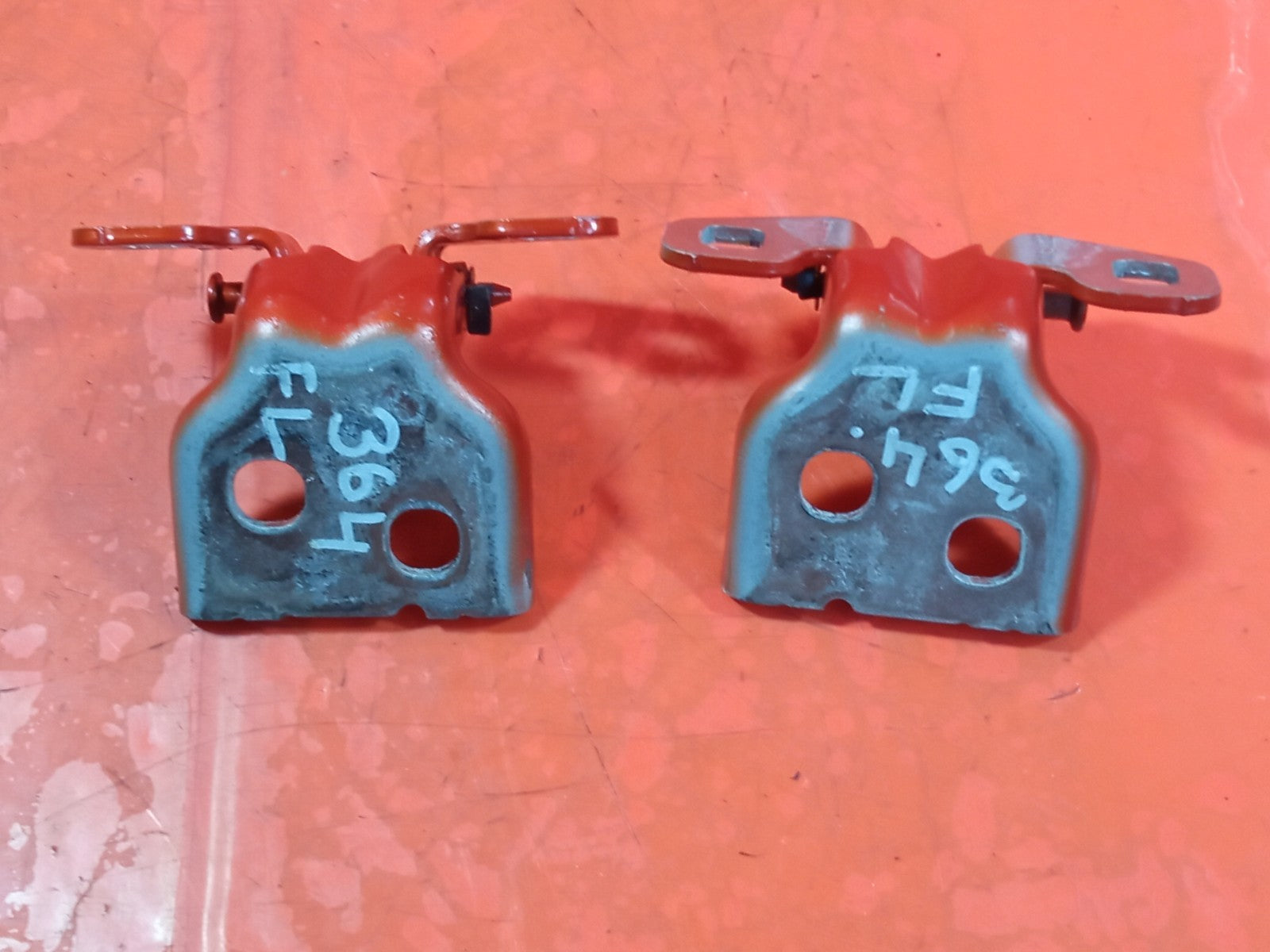 ✅Dacia Duster Journey 1.3 Petrol 2024 Front Left Door Hinges Warranty A364 - Image 9