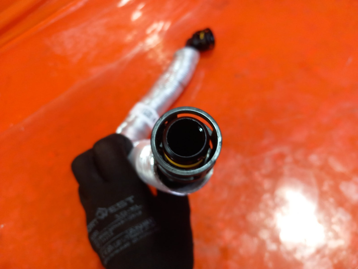 2025 Land Rover Defender L663 Breather Hose Pipe LK62-9K617-BB Warranty A396 - Image 12