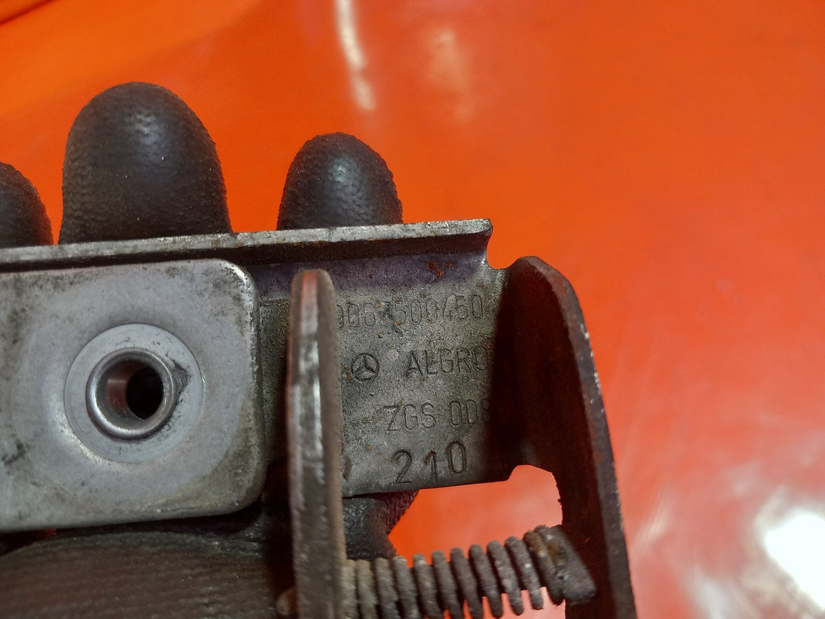 ebay-src:https://i.ebayimg.com/00/s/mtiwmfgxnjaw/z/1ncaaeswr-1qgap2/$_57.jpg
