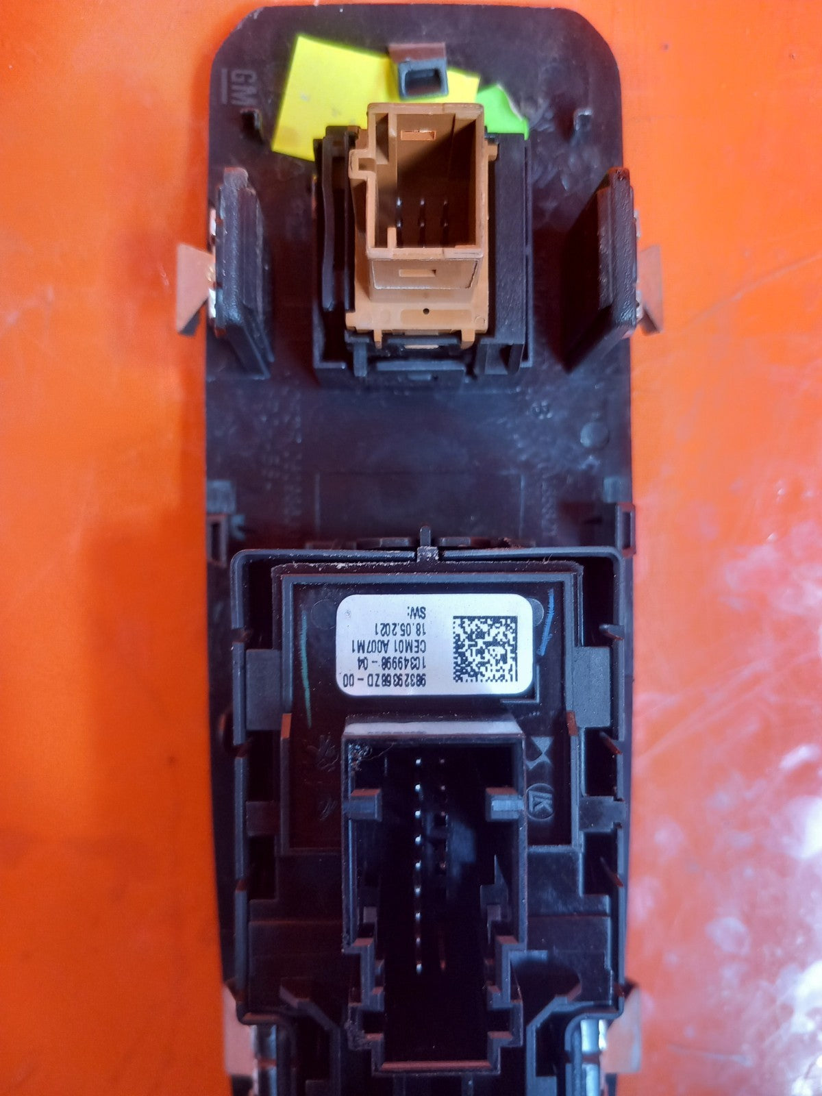 Citroen Berlingo 650 1.5 Diesel 2021 Front Right Window Switch 98329368ZD A415 - Image 12
