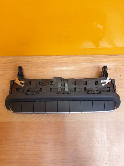 ebay-src:https://i.ebayimg.com/00/s/mtywmfgxmjaw/z/mvqaaoswil9mocpm/$_57.jpg