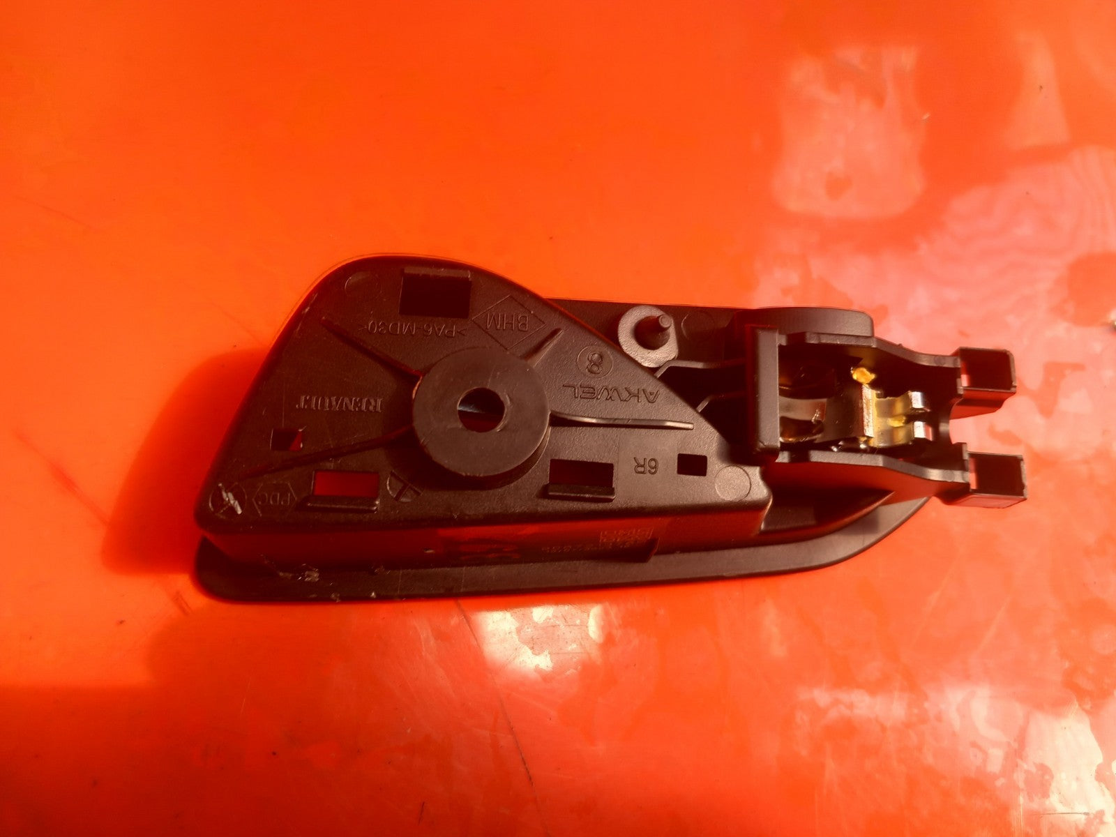 Renault Captur 1.6 Petrol 2023 Front Right Interior Door Handle 826721378R A392 - Image 8