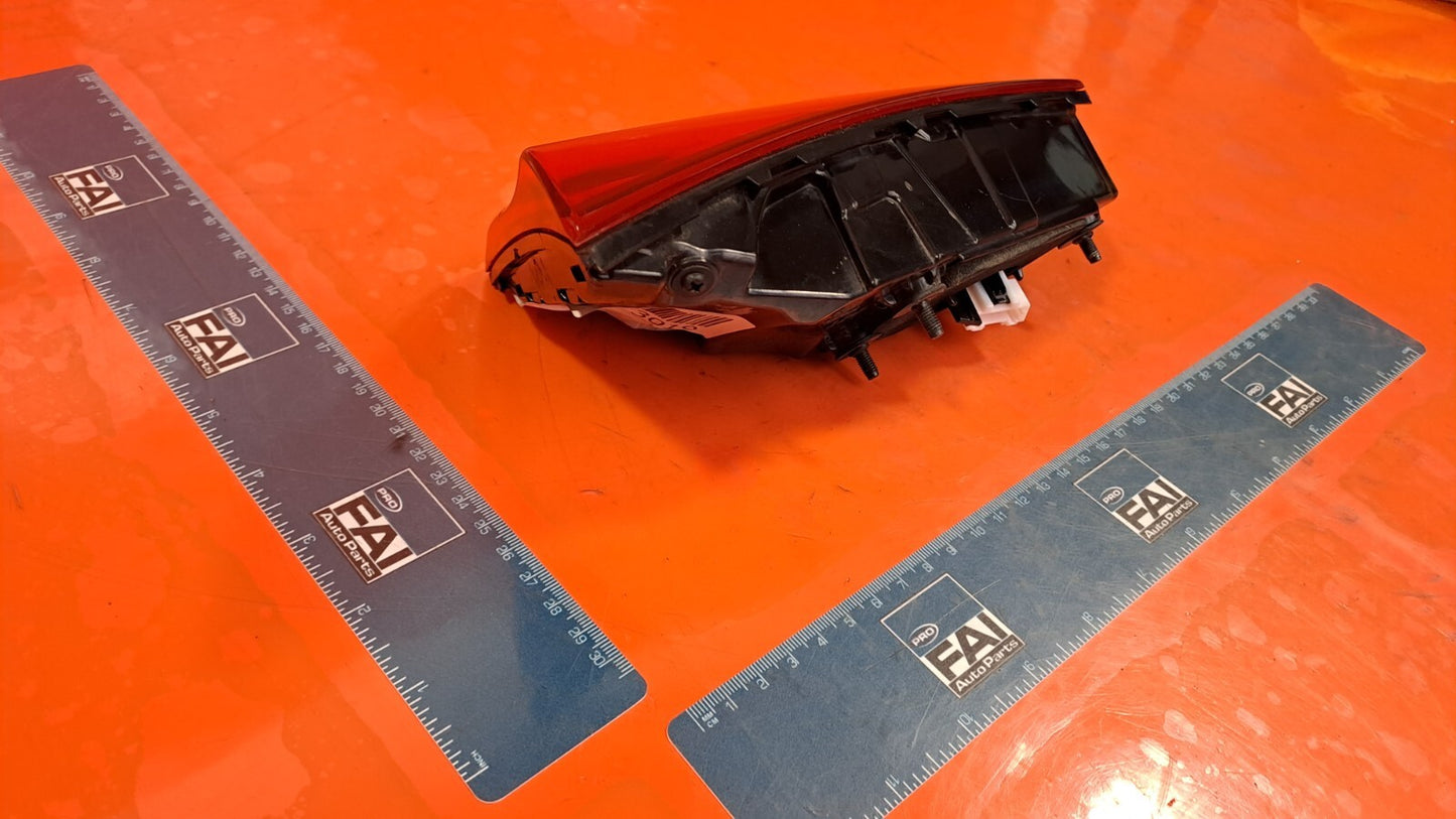 KIA XCEED 1.5 PETROL 2021 REAR RIGHT INNER TAIL LIGHT 92404J7350 Warranty A228 - Image 9