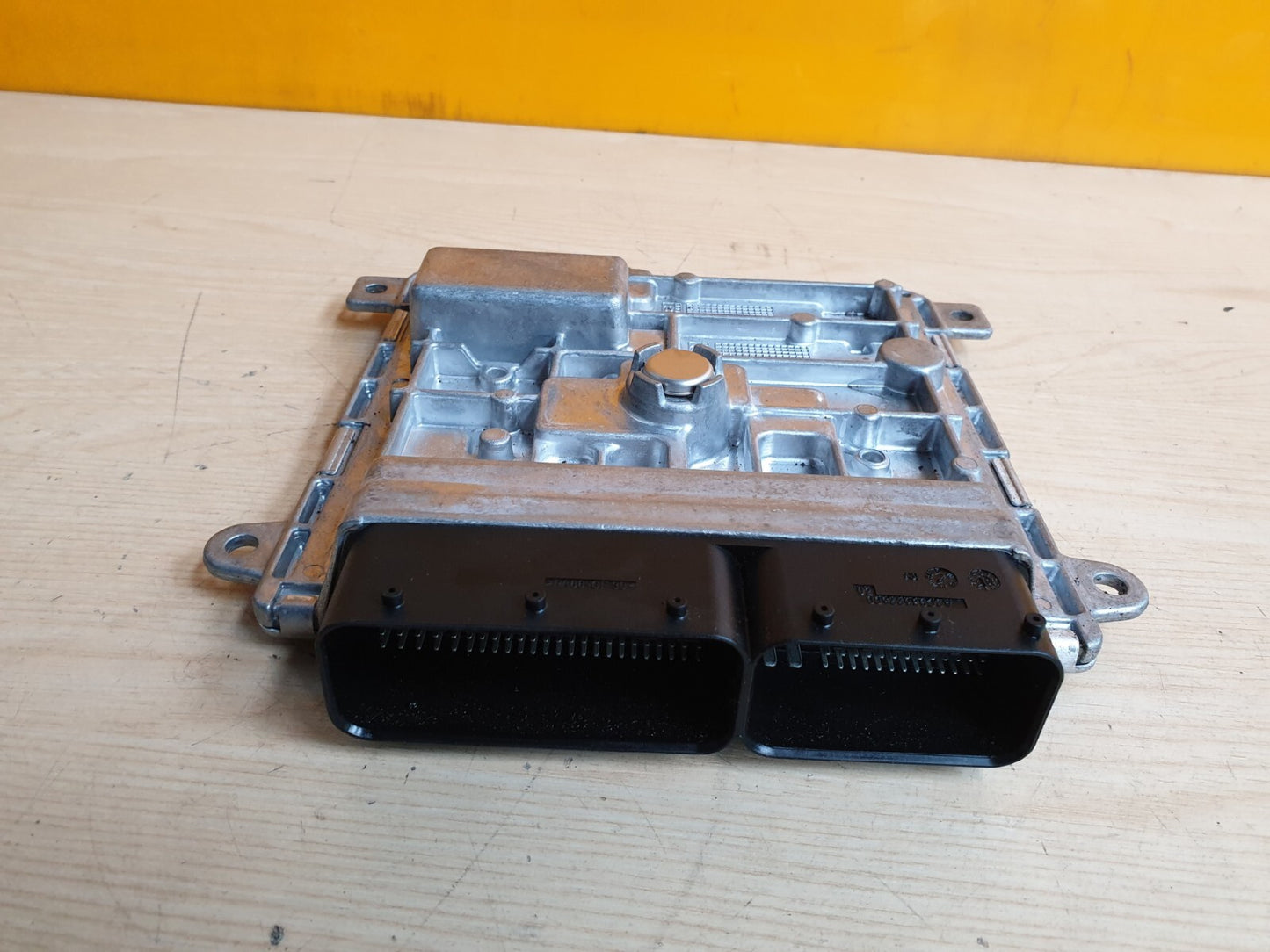 ✅2021 MERCEDES A CLASS W177 1.3P ENGINE CONTROL MODULE ECU A2829003300 A067 - Image 1