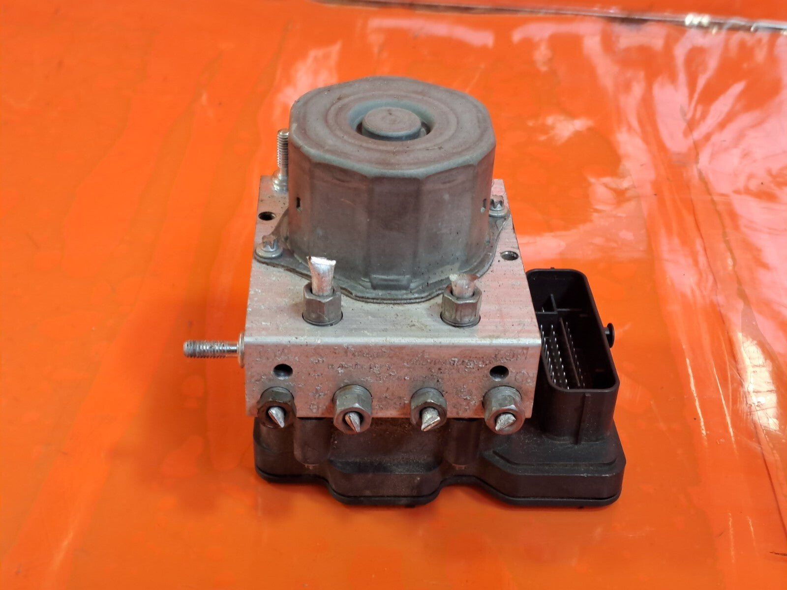ebay-src:https://i.ebayimg.com/00/s/mtiwmfgxnjaw/z/egqaaoswh~fn2fzo/$_57.jpg