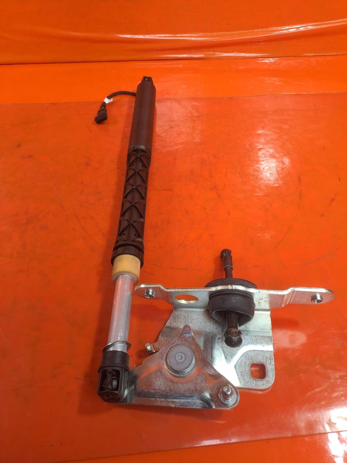 ebay-src:https://i.ebayimg.com/00/s/mtywmfgxmjaw/z/ejeaaeswocnqdgls/$_57.jpg