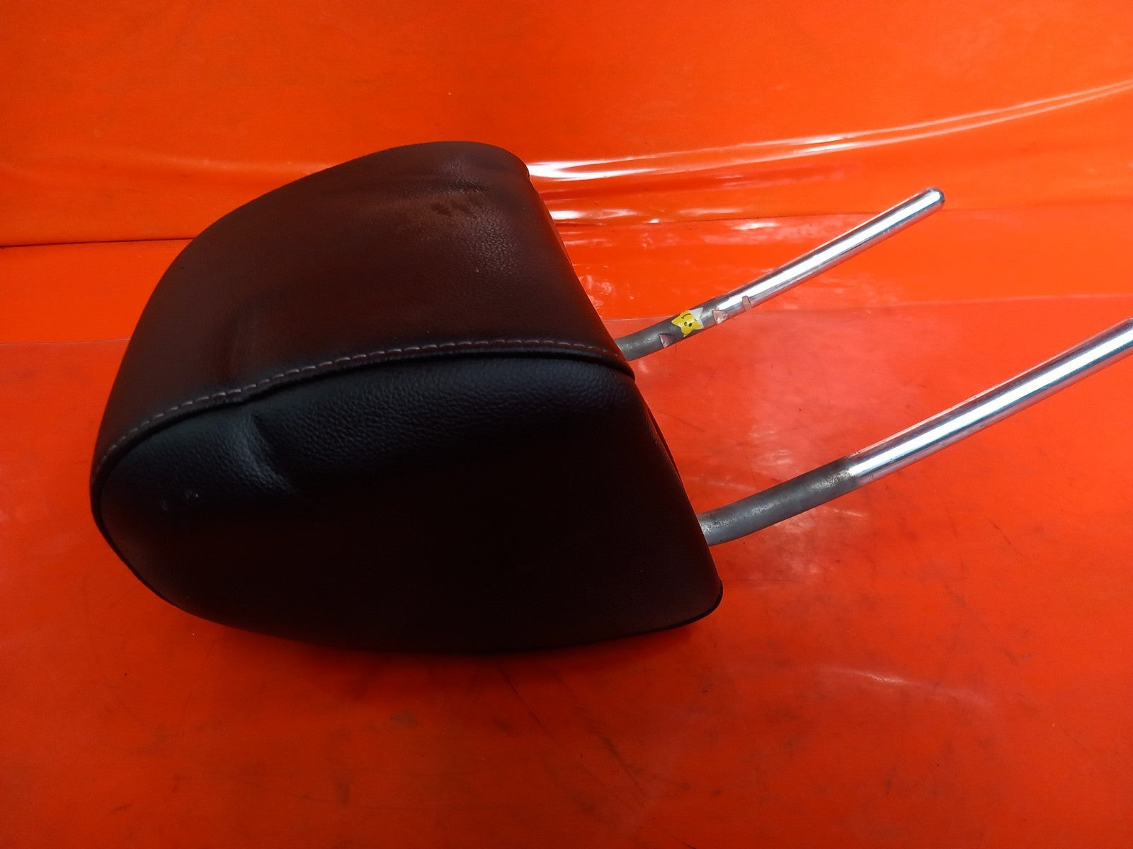 Ford B-Max Titanium 1.0 Petrol 2014 Front Headrest Warranty A285 - Image 6