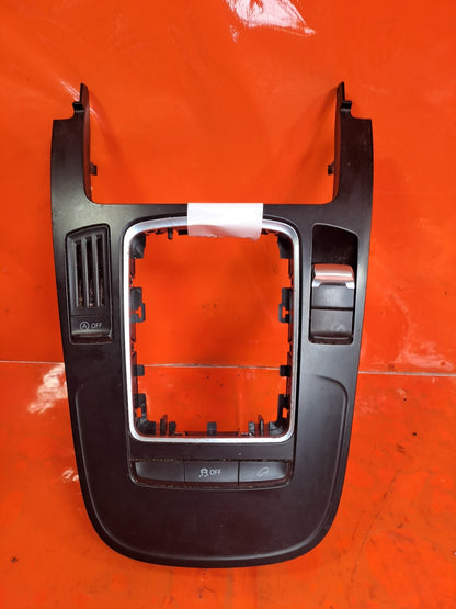 ✅Audi Q5 S Line 2012 2.0 Diesel CENTRE CONSOLE GEAR SURROUND TRIM 8K0864261 A291 - Image 1