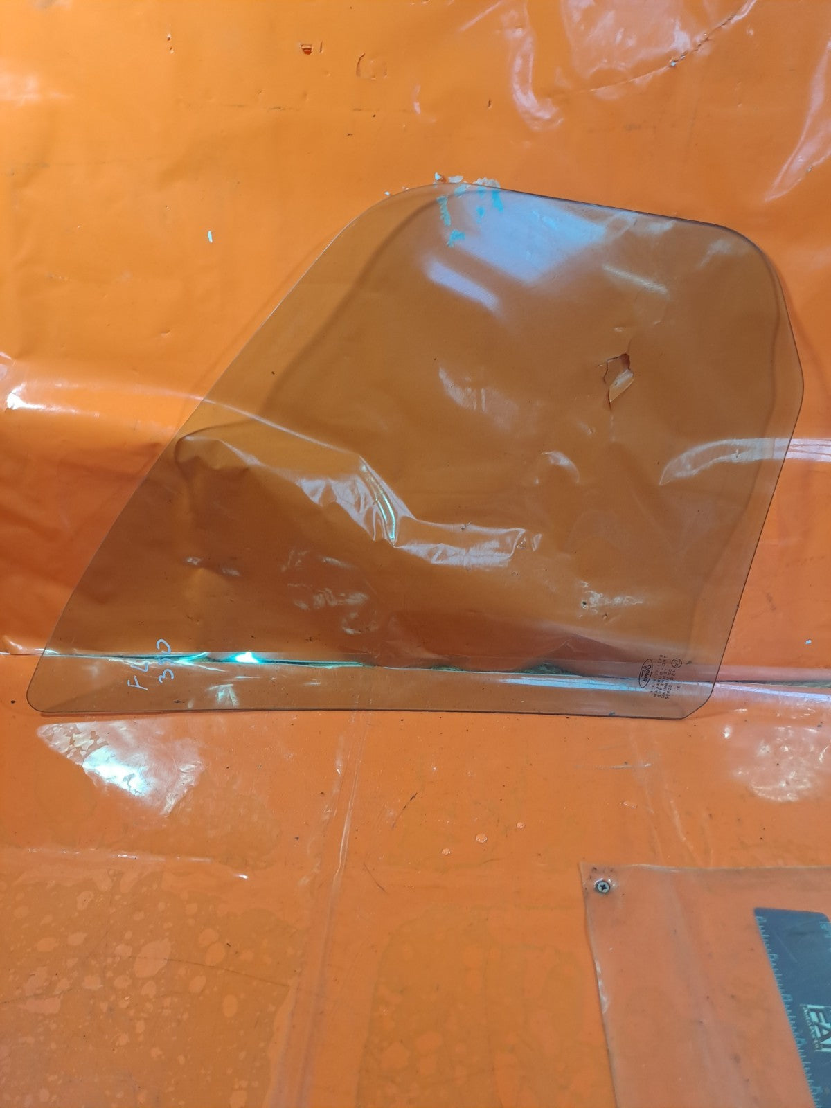✅FORD TRANSIT CUSTOM 2.2 DIESEL 2013 FRONT LEFT DOOR QUARTER WINDOW GLASS A350 - Image 7