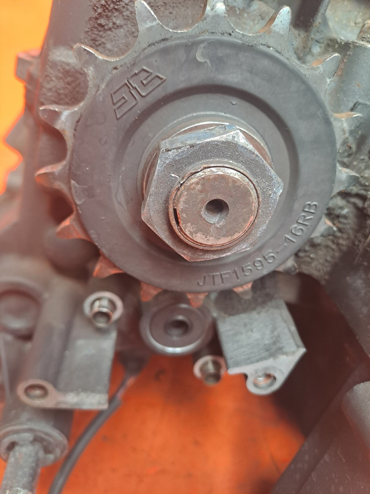 ✅2013 YAMAHA XJ6 F DIVERSION PETROL CRANKCASE  + WARRANTY A184 - Image 2