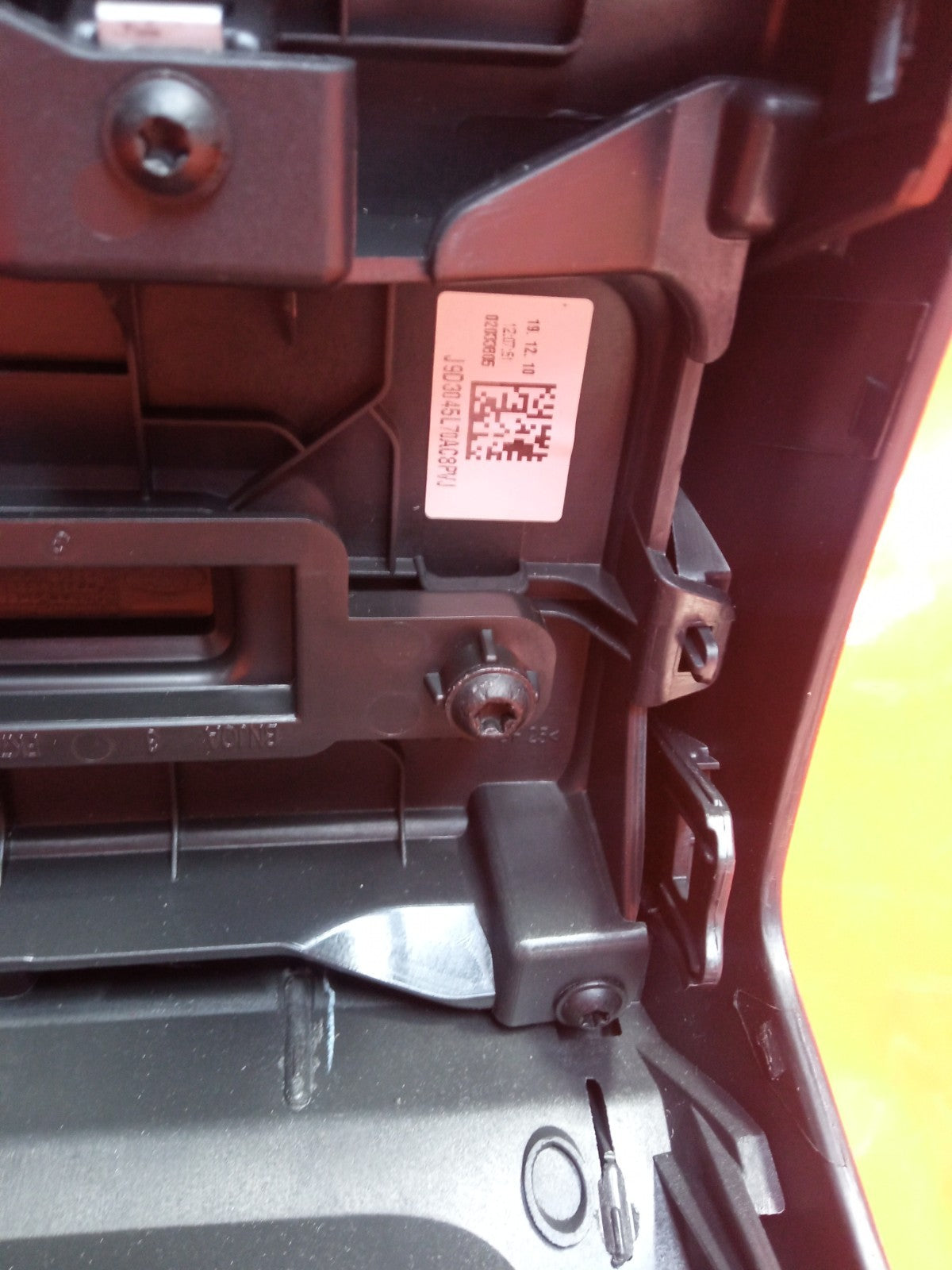 ✅Jaguar I-Pace Ev400 X590 2020 Rear Center Console Trim USB Ports J9D304569A - Image 12